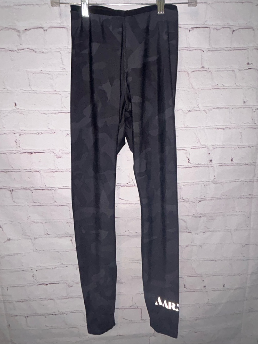 AARMY camo leggings women’s size S